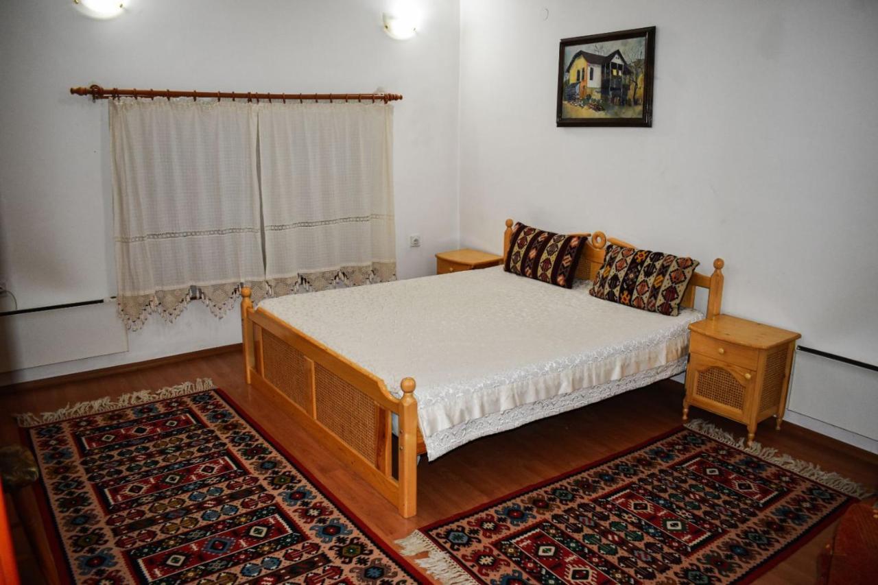 Хотел-Механа Павлова Къща Chiprovtsi Extérieur photo