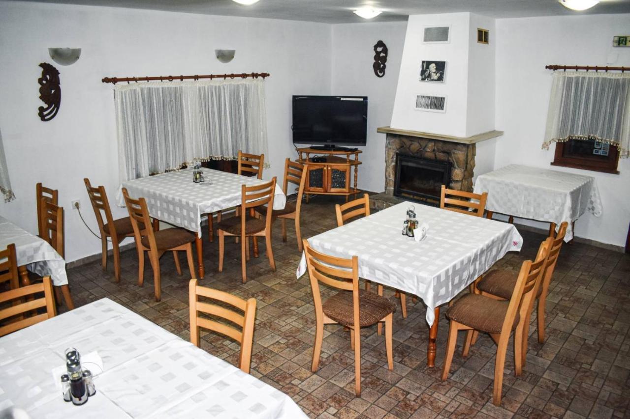 Хотел-Механа Павлова Къща Chiprovtsi Extérieur photo